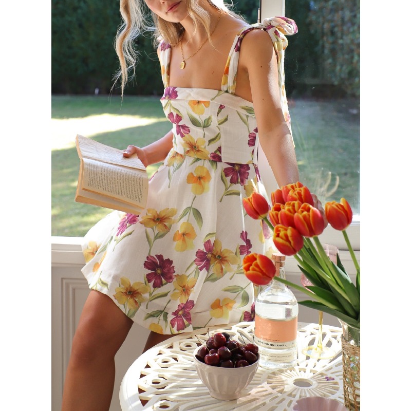 Fashionable and Elegant Women' - Summer Clothing Online recension och pris
